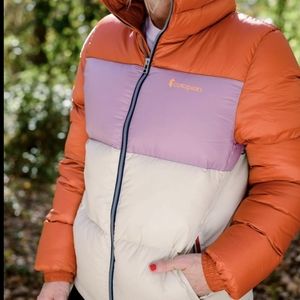 Cotopaxi Solazo Down Jacket Women's Small Cayenne and Plum. 650 fill Down